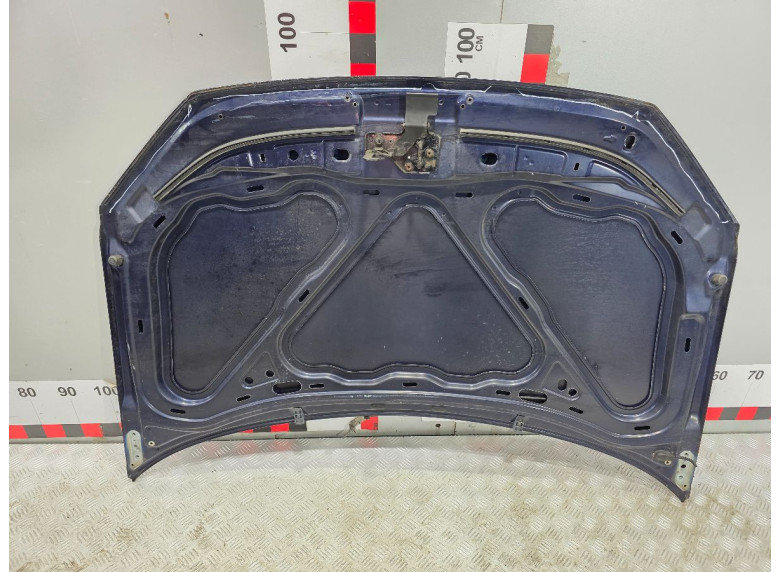 Капот к Volkswagen Polo, 2006г.