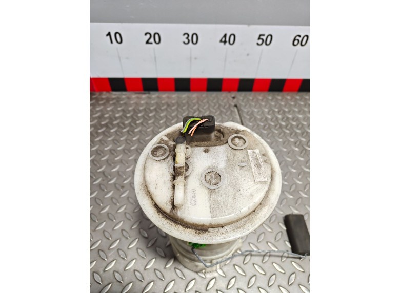 Насос топливный к Peugeot 308, 2007г.