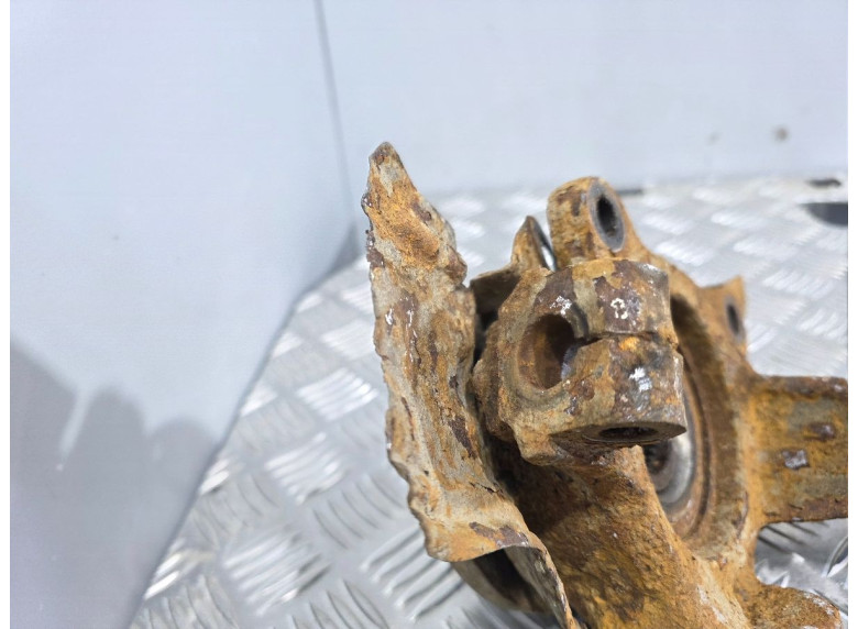 Кулак поворотный правый к Fiat Scudo, 1999г.