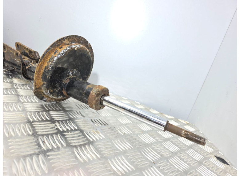 Амортизатор передний к Fiat Scudo, 1999г.