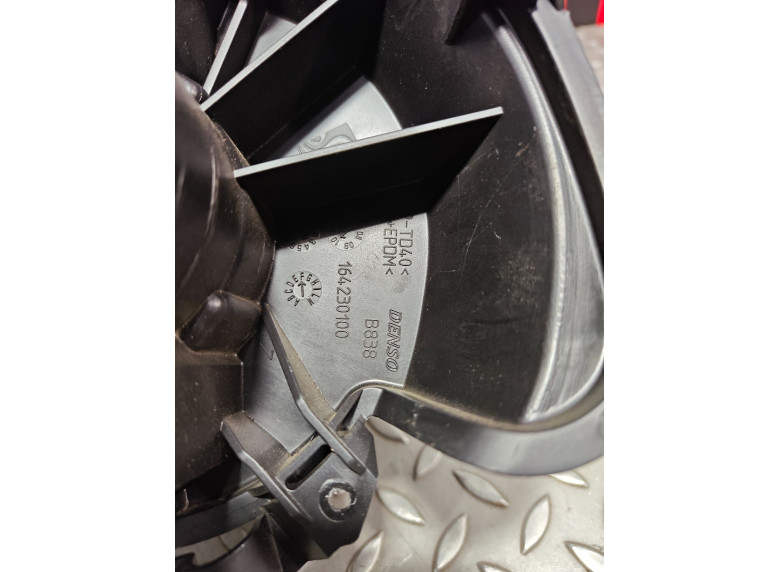 Моторчик печки к Opel Corsa, 2010г.