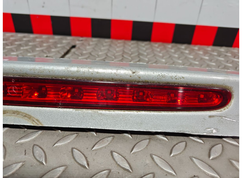 Стоп-сигнал к Mercedes E W211, 2007г.