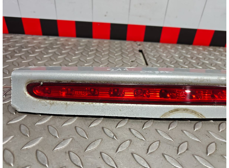 Стоп-сигнал к Mercedes E W211, 2007г.