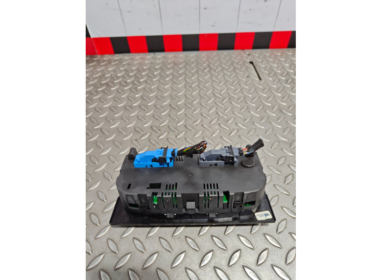 Блок управления печки/климат-контроля к Opel Astra, 2003г.