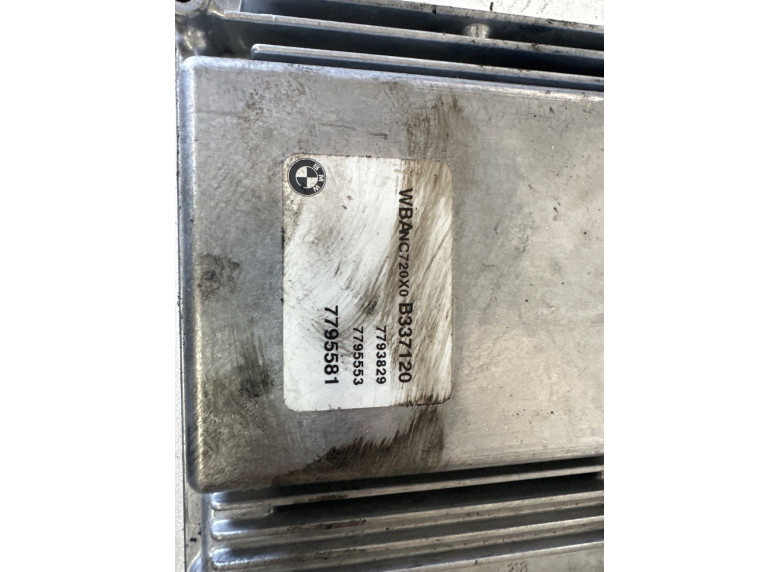 Блок управления двигателем к BMW 5 E60/E61, 2004г.