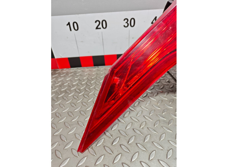 Фонарь задний левый к Peugeot 5008, 2010г.