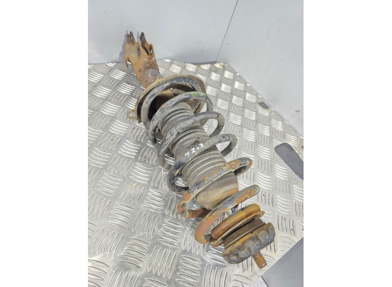 Пружина передняя к Volkswagen Polo, 1997г.