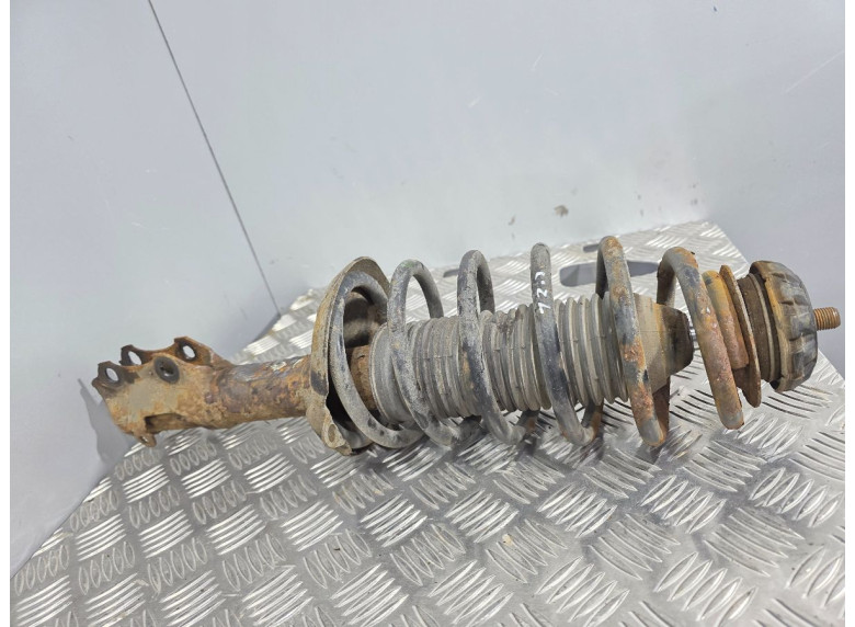 Пружина передняя к Volkswagen Polo, 1997г.