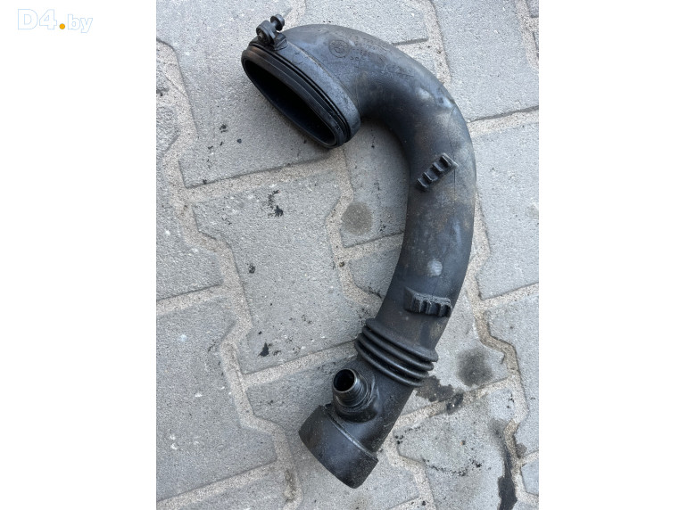Патрубок воздушного фильтра к BMW 5E60/E61 2004 г.