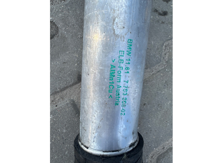 Патрубок интеркулера к BMW 5 E60/E61, 2004г.