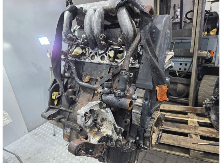 Двигатель к Citroen Jumpy, 1999г.