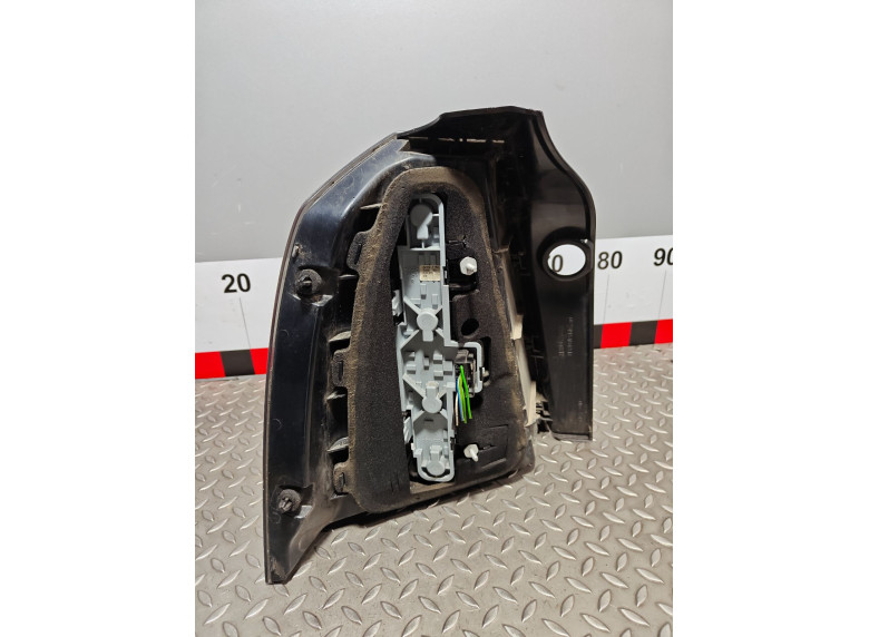 Фонарь задний правый к Opel Zafira, 2006г.