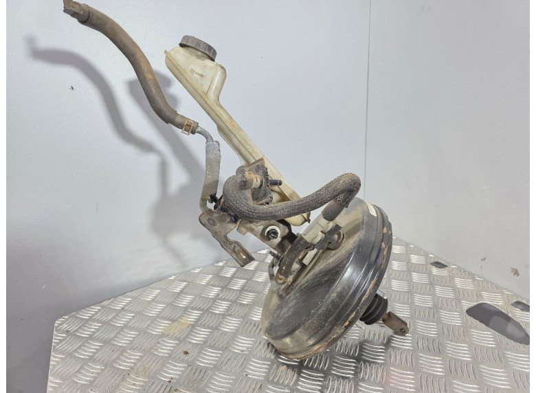 Цилиндр тормозной главный к Mazda CX9, 2007г.