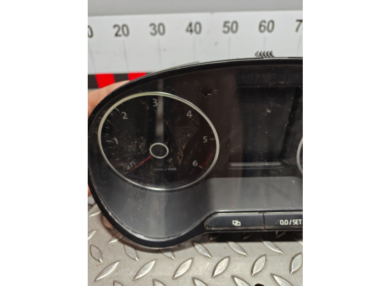 Щиток приборов (приборная панель) к Volkswagen Polo, 2013г.