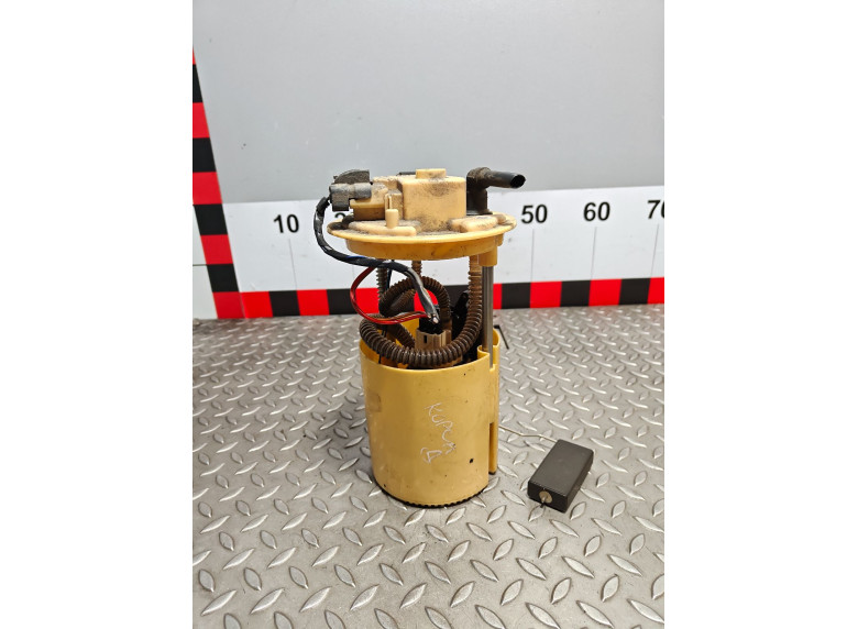 Насос топливный к Opel Corsa, 2010г.