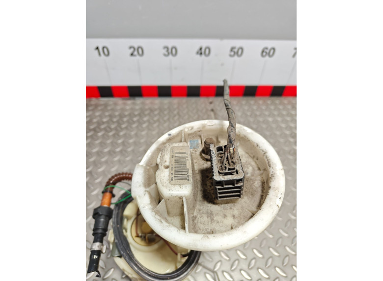 Насос топливный к Mini Cooper, 2001г.