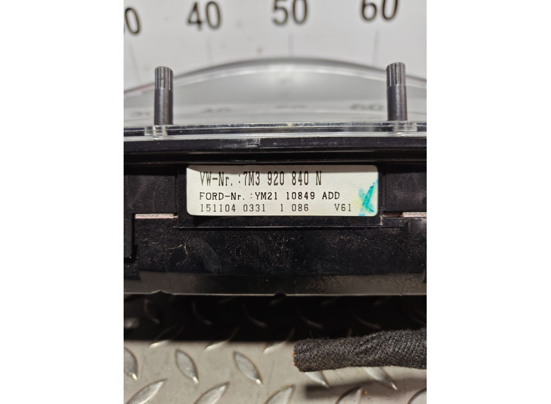 Щиток приборов (приборная панель) к Volkswagen Sharan, 2004г.