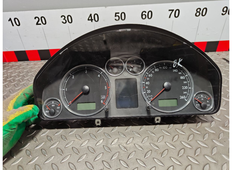 Щиток приборов (приборная панель) к Volkswagen Sharan, 2004г.