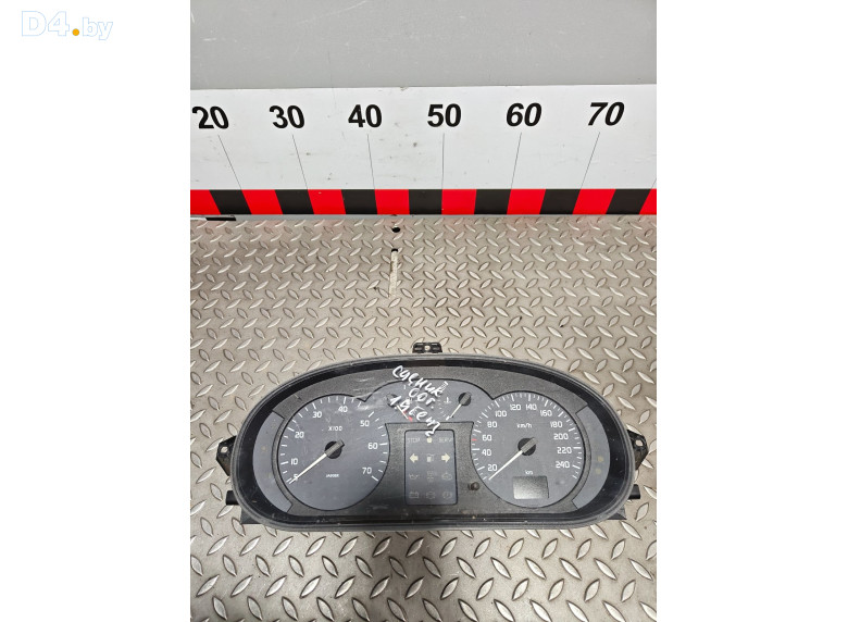 Щиток приборов (приборная панель) к Renault Scenic 2002 г.