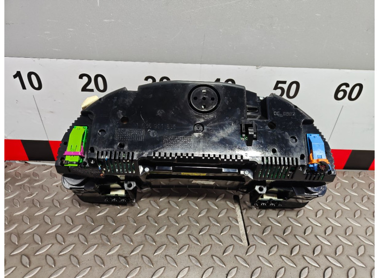 Щиток приборов (приборная панель) к Audi A4, 2007г.