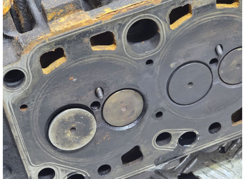 Головка блока цилиндров к Ford Focus, 2005г.