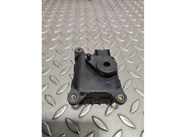 Моторчик заслонки печки к Opel Astra, 2003г.