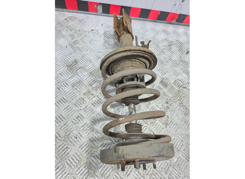 Пружина передняя к Renault Laguna, 1998г.