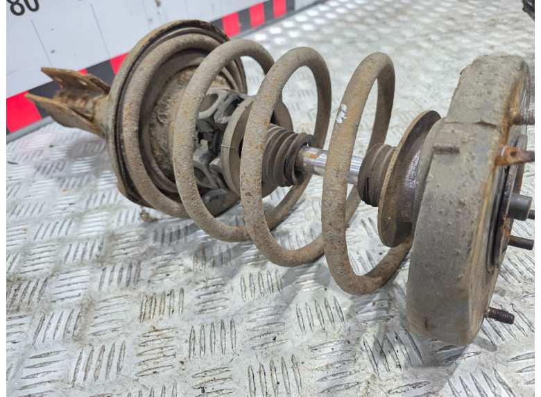 Пружина передняя к Renault Laguna, 1998г.