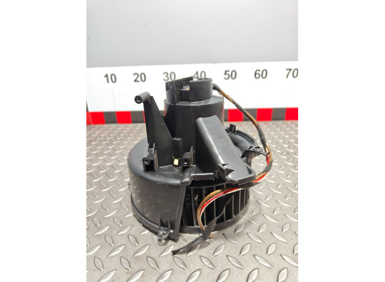 Моторчик печки к Opel Zafira, 2003г.