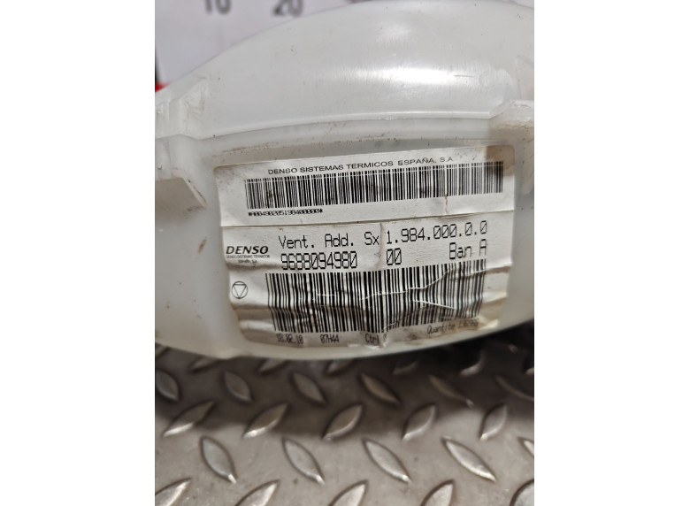 Моторчик печки к Citroen C4 Picasso, 2010г.