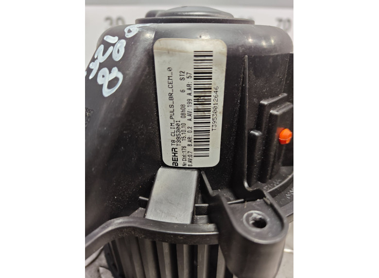 Моторчик печки к Peugeot 5008, 2010г.