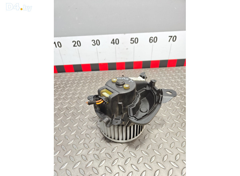 Моторчик печки к Opel Corsa 2007 г.