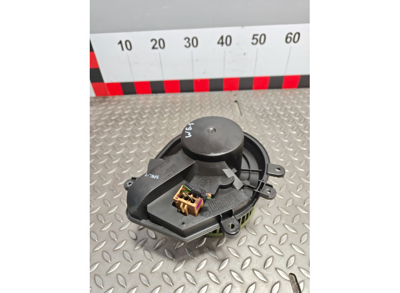 Сопротивление печки к Volkswagen Passat, 2000г.