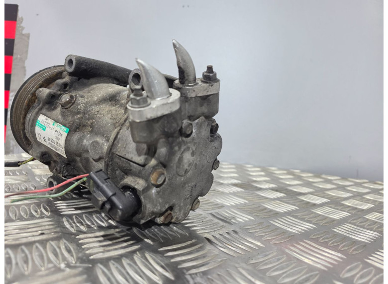 Компрессор кондиционера к Peugeot 207, 2007г.