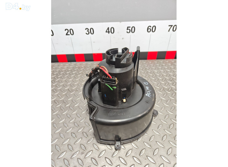 Моторчик печки к Opel Astra 2003 г.