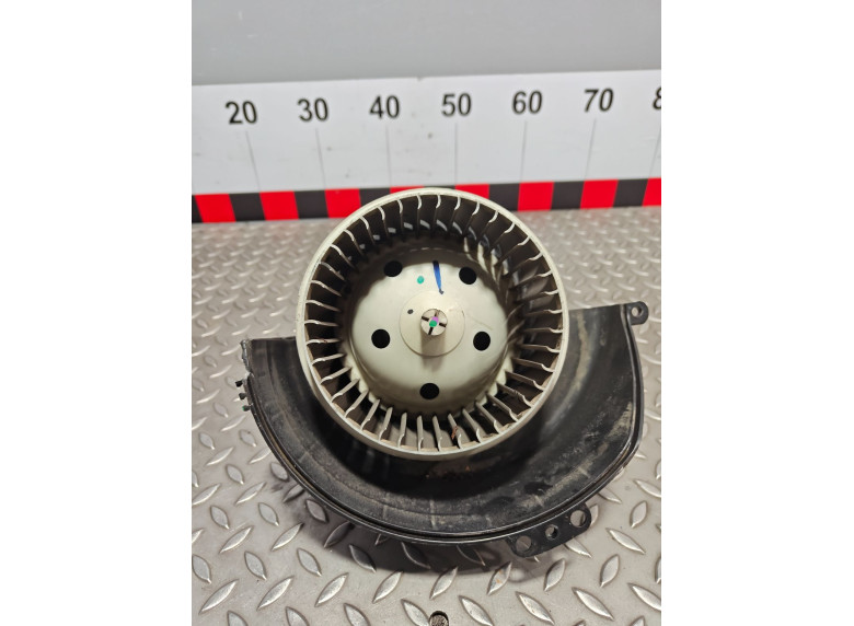 Моторчик печки к Opel Astra, 2008г.