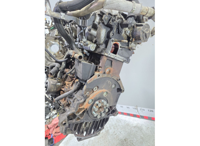 Двигатель к Citroen C5, 2003г.