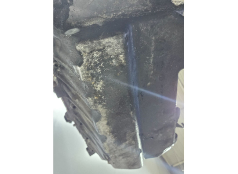 Двигатель к Citroen C5, 2003г.