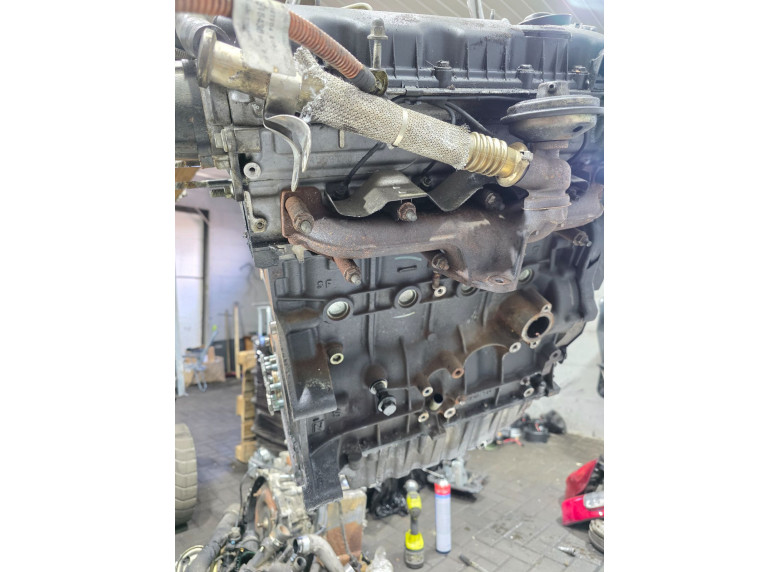 Двигатель к Citroen C5, 2003г.