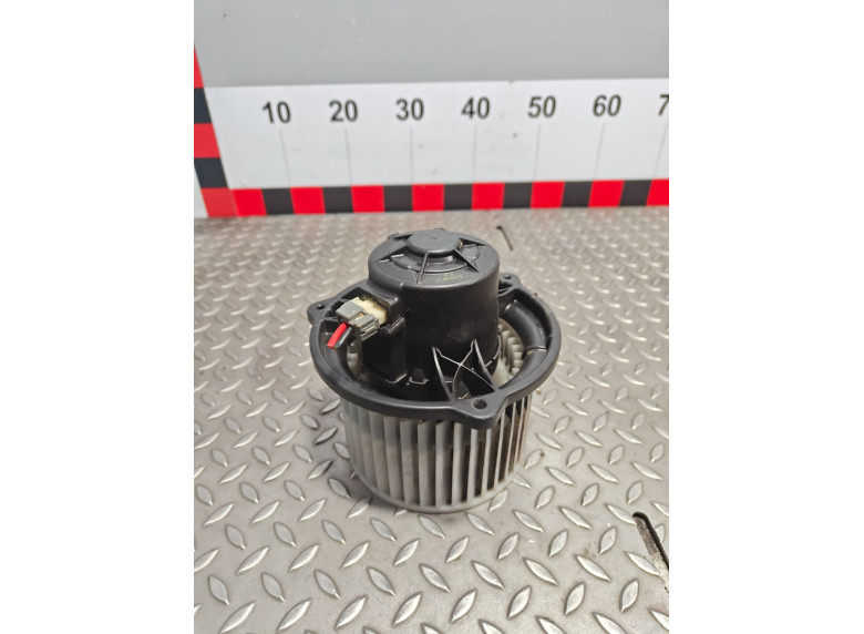 Моторчик печки к Kia Ceed, 2007г.