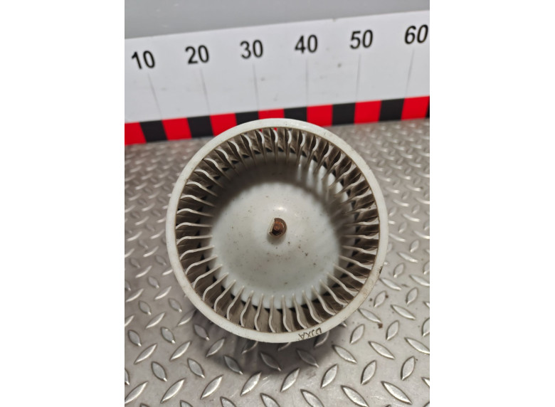 Моторчик печки к Kia Ceed, 2007г.