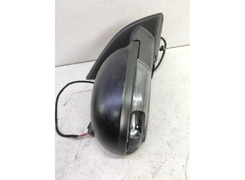 Зеркало наружное правое к Volkswagen Golf, 2009г.