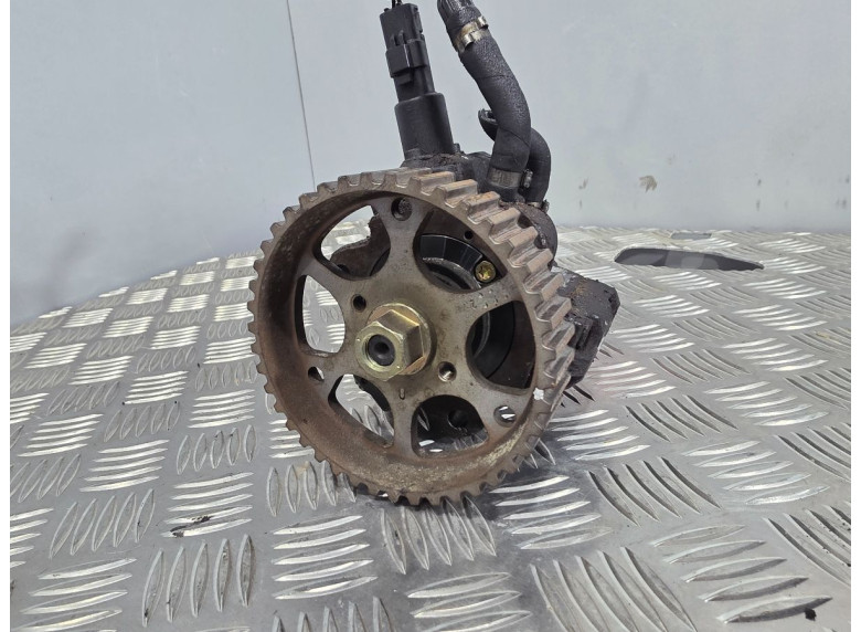 ТНВД к Citroen C5, 2003г.