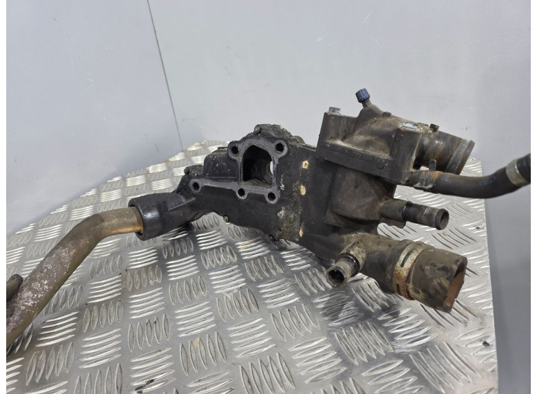 Корпус термостата к Citroen C5, 2003г.