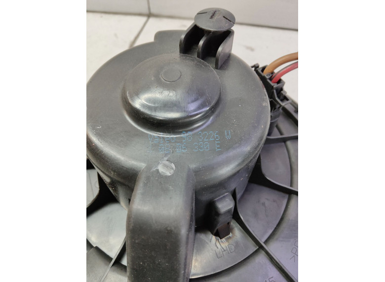 Моторчик печки к Volkswagen Touran, 2006г.