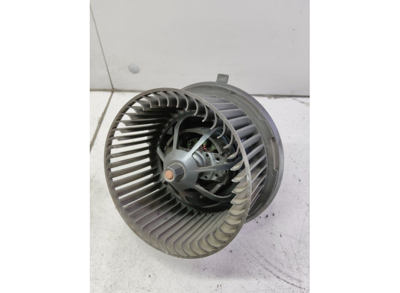 Моторчик печки к Seat Alhambra, 2004г.