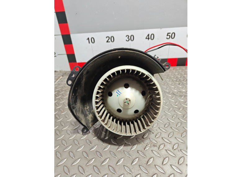 Моторчик печки к Opel Astra, 2007г.