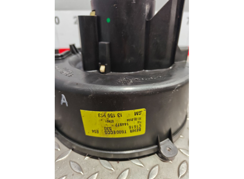 Моторчик печки к Opel Zafira, 2004г.