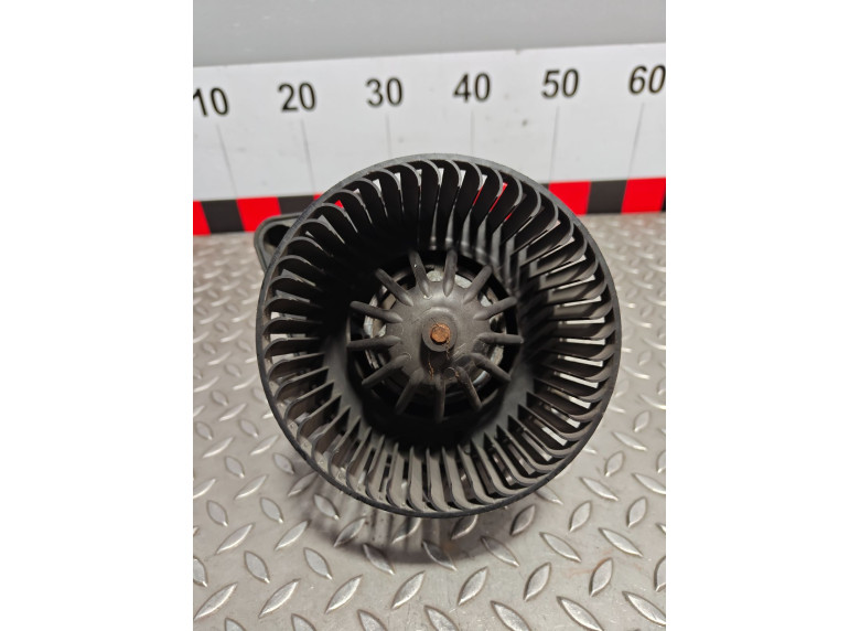 Моторчик печки к Renault Scenic, 2002г.