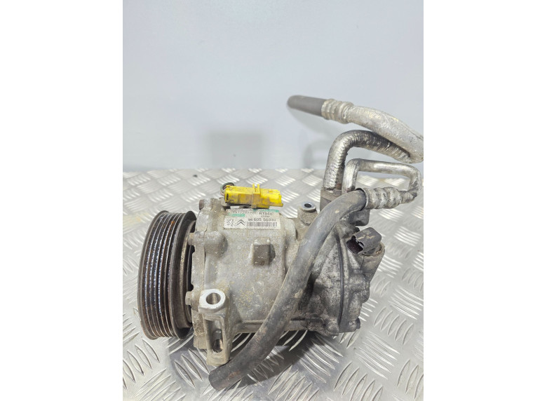 Компрессор кондиционера к Citroen C5, 2010г.